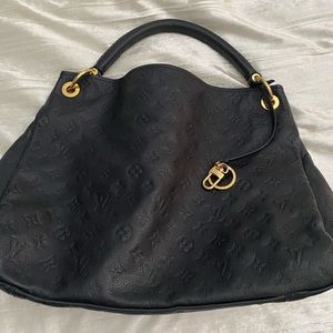 LOUIS VUITTON MONOGRAM EMPREINTE ARTSY MM